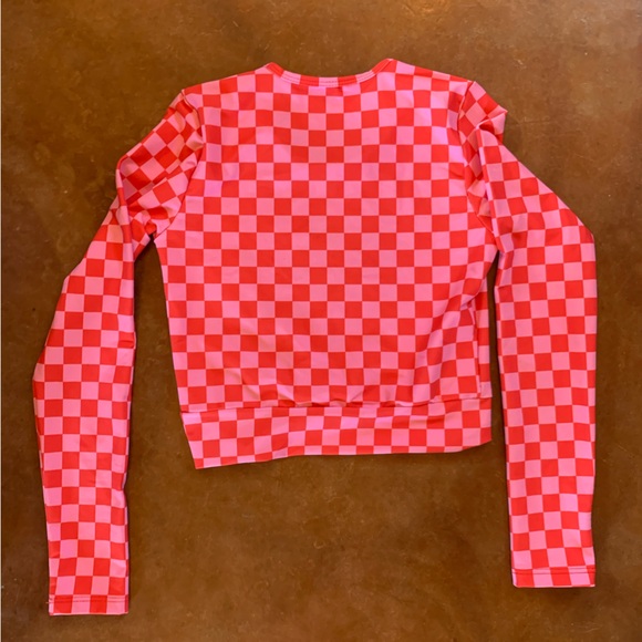 Skatie pink and red checker cropped rash guard good to EUC worn maybe 5 times - Picture 5 of 11